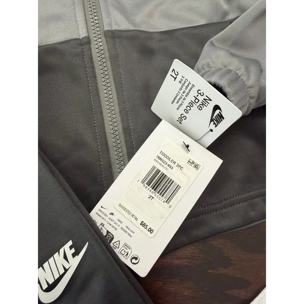 Nike toddler piece